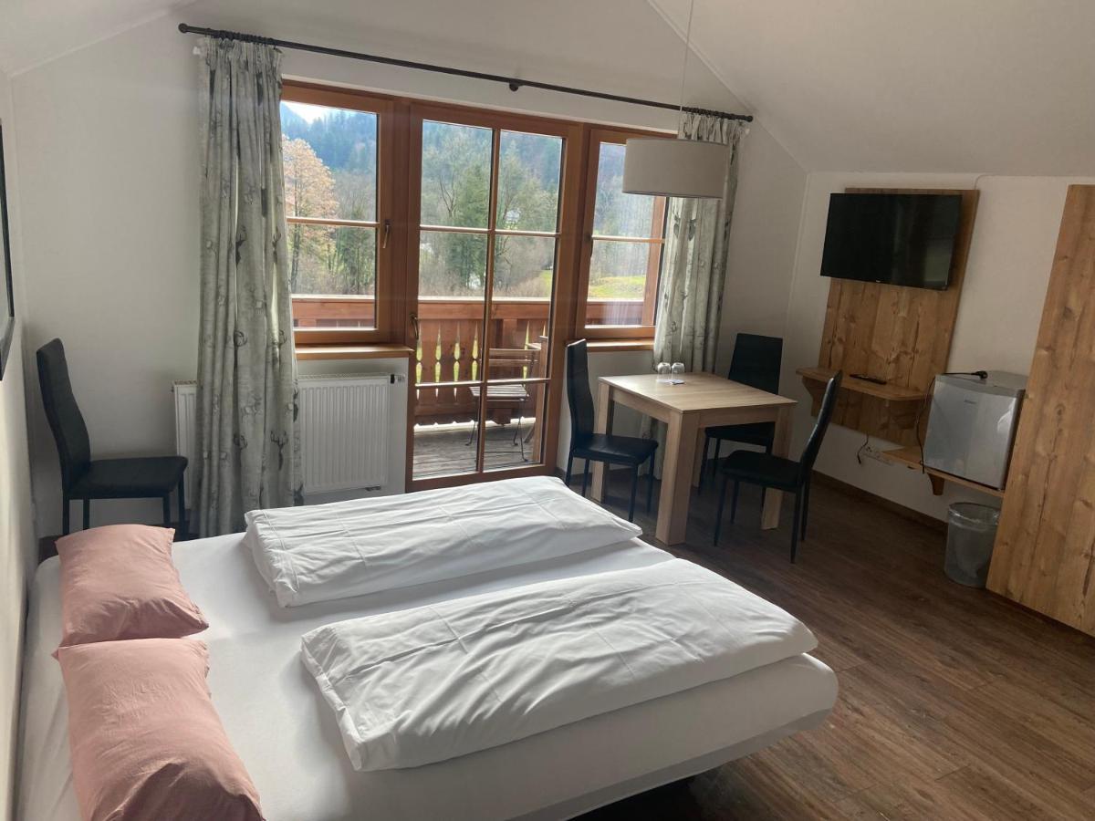 Wurznwirt Hotel Шнайцелройт Екстериор снимка
