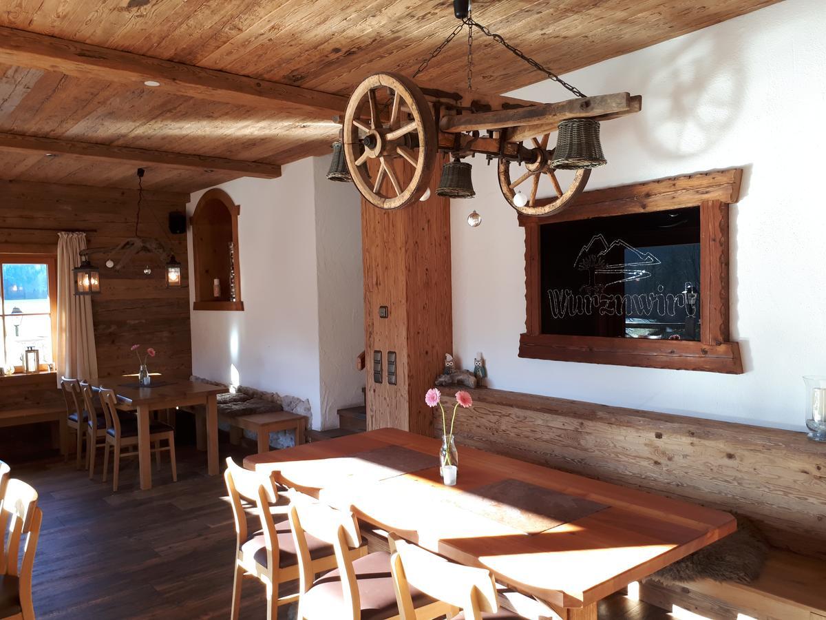 Wurznwirt Hotel Шнайцелройт Екстериор снимка